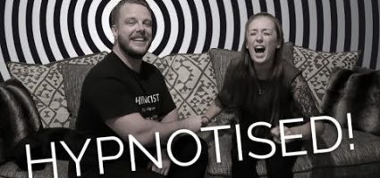 Impromptu hypnosis – Hypnotising my girlfriend YhXtpi12td8.jpg