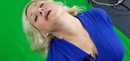 Hypnosis at a Christmas Party LtiJP_SkSAY.jpg